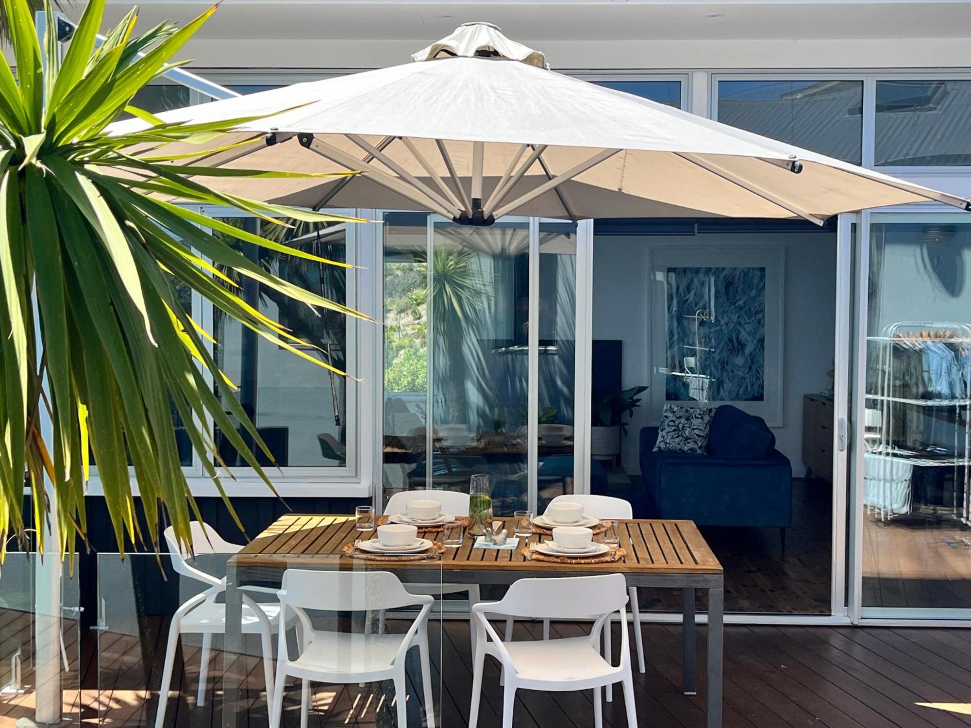 The Lighthouse - Free Breakfast And Stunning Views Bed & Breakfast ไครสต์เชิร์ช ภายนอก รูปภาพ
